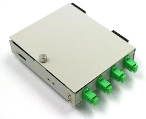 FTB Series Wall Mount Fiber Optic Terminal Box 4 Core FTTH Dengan Adaptor Apc