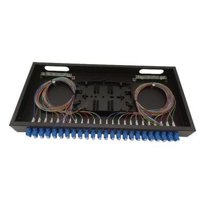 FTTH ODF Wall Mount 48 Fibers Fiber Optic Patch Panel Dengan LC Duplex Coupler Pigtails