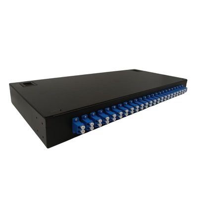 FTTH ODF Wall Mount 48 Fibers Fiber Optic Patch Panel Dengan LC Duplex Coupler Pigtails