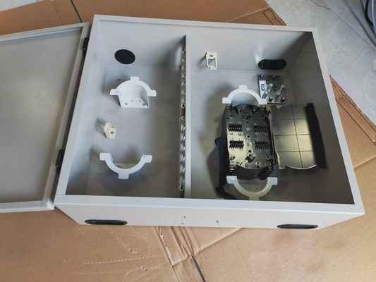 Disesuaikan 72Port 144Core SC/LC/FC/ST 1-Pintu Wall Mount Fiber Enclosure Metal ODF